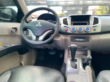 MITSUBISHI L 200 Triton , Foto 8