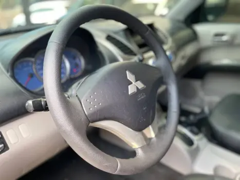 MITSUBISHI L 200 Triton , Foto 10