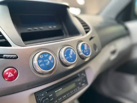 MITSUBISHI L 200 Triton , Foto 11