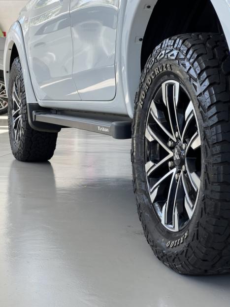 MITSUBISHI L 200 Triton 2.4 16V FLEX GL CABINE DUPLA, Foto 11