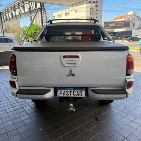 MITSUBISHI L 200 Triton 3.5 V6 HPE 4X4 FLEX CABINE DUPLA AUTOM�TICO, Foto 8