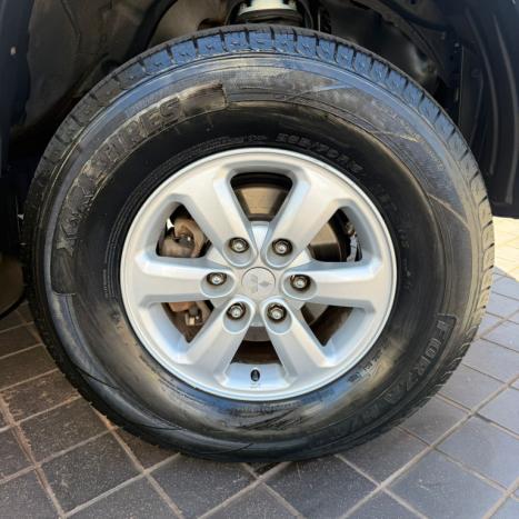 MITSUBISHI L 200 Triton 3.5 V6 HPE 4X4 FLEX CABINE DUPLA AUTOM�TICO, Foto 14