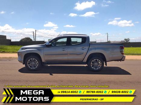 MITSUBISHI L 200 Triton 2.4 16V SPORT HPE-S 4X4 CABINE DUPLA TURBO DIESEL AUTOM�TICO, Foto 4