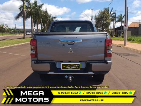 MITSUBISHI L 200 Triton 2.4 16V SPORT HPE-S 4X4 CABINE DUPLA TURBO DIESEL AUTOM�TICO, Foto 6