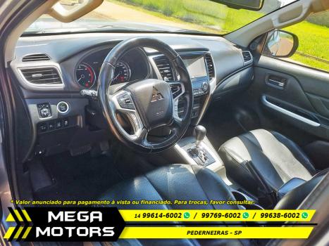 MITSUBISHI L 200 Triton 2.4 16V SPORT HPE-S 4X4 CABINE DUPLA TURBO DIESEL AUTOM�TICO, Foto 10
