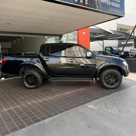 MITSUBISHI L 200 Triton 3.2 16V HPE 4X4 CABINE DUPLA TURBO DIESEL INTERCOOLER AUTOM�TICO, Foto 3
