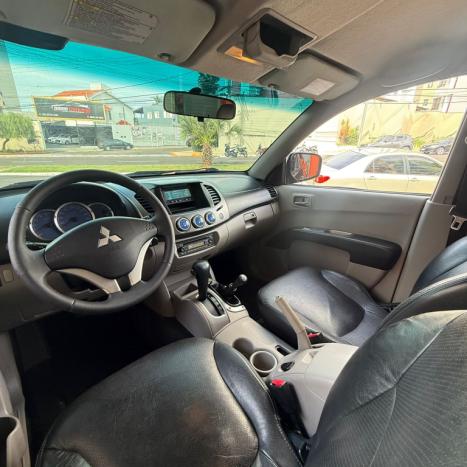 MITSUBISHI L 200 Triton 3.2 16V HPE 4X4 CABINE DUPLA TURBO DIESEL INTERCOOLER AUTOM�TICO, Foto 12