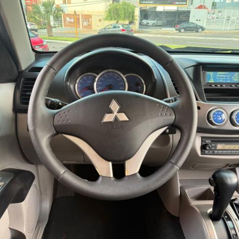 MITSUBISHI L 200 Triton 3.2 16V HPE 4X4 CABINE DUPLA TURBO DIESEL INTERCOOLER AUTOM�TICO, Foto 14