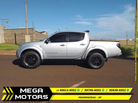 MITSUBISHI L 200 Triton 3.5 V6 HPE 4X4 FLEX CABINE DUPLA AUTOM�TICO, Foto 4