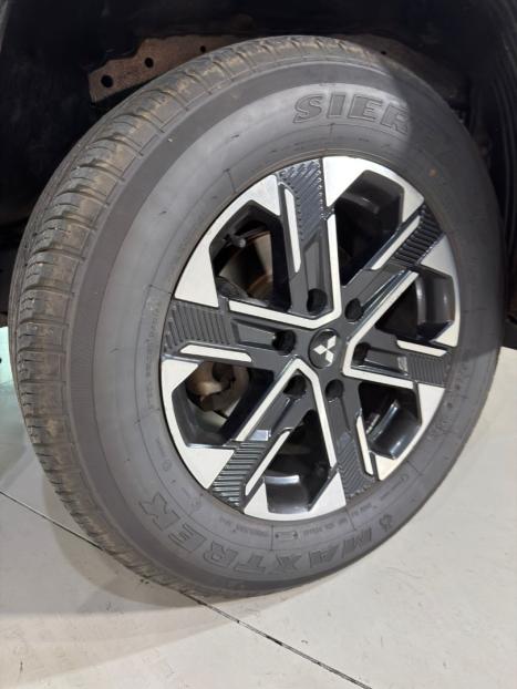 MITSUBISHI L 200 Triton 2.4 16V SPORT HPE 4X4 CABINE DUPLA TURBO DIESEL AUTOM�TICO, Foto 6