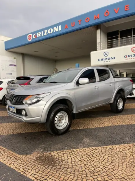 MITSUBISHI L 200 Triton 2.4 16V SPORT GL CABINE DUPLA TURBO DIESEL, Foto 1