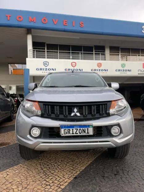 MITSUBISHI L 200 Triton 2.4 16V SPORT GL CABINE DUPLA TURBO DIESEL, Foto 3
