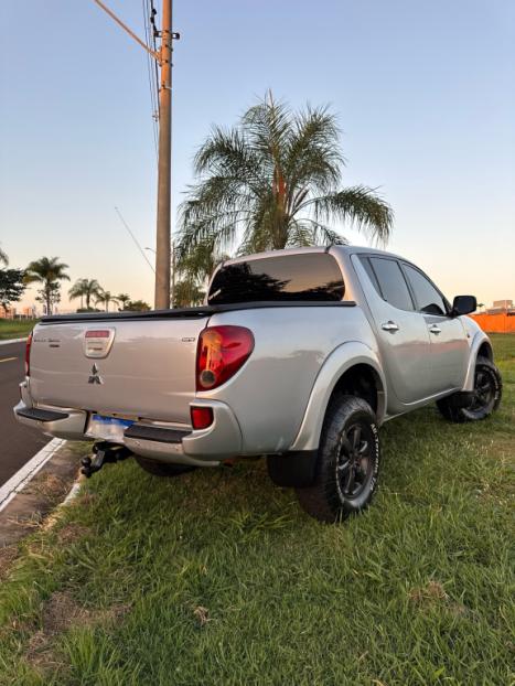 MITSUBISHI L 200 Triton 3.2 16V HPE 4X4 CABINE DUPLA TURBO DIESEL INTERCOOLER AUTOM�TICO, Foto 5