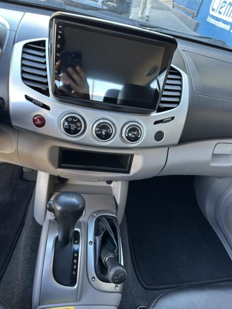 MITSUBISHI L 200 Triton 3.5 V6 HPE 4X4 FLEX CABINE DUPLA AUTOM�TICO, Foto 10