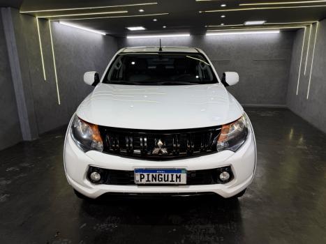 MITSUBISHI L 200 Triton 2.4 16V SPORT GL CABINE DUPLA TURBO DIESEL, Foto 5