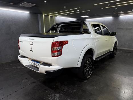 MITSUBISHI L 200 Triton 2.4 16V SPORT GL CABINE DUPLA TURBO DIESEL, Foto 7