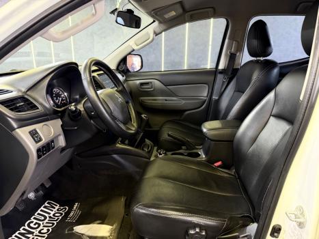 MITSUBISHI L 200 Triton 2.4 16V SPORT GL CABINE DUPLA TURBO DIESEL, Foto 8