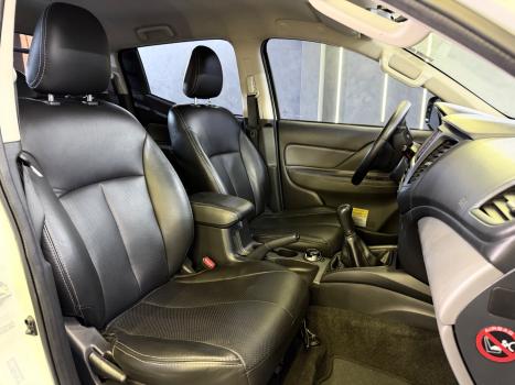 MITSUBISHI L 200 Triton 2.4 16V SPORT GL CABINE DUPLA TURBO DIESEL, Foto 11