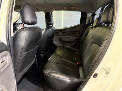 MITSUBISHI L 200 Triton 2.4 16V SPORT GL CABINE DUPLA TURBO DIESEL, Foto 12