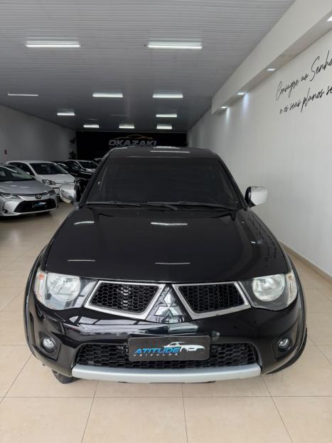 MITSUBISHI L 200 Triton 3.5 V6 HPE 4X4 FLEX CABINE DUPLA AUTOMÁTICO, Foto 3