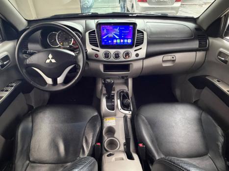 MITSUBISHI L 200 Triton 3.5 V6 HPE 4X4 FLEX CABINE DUPLA AUTOMÁTICO, Foto 12
