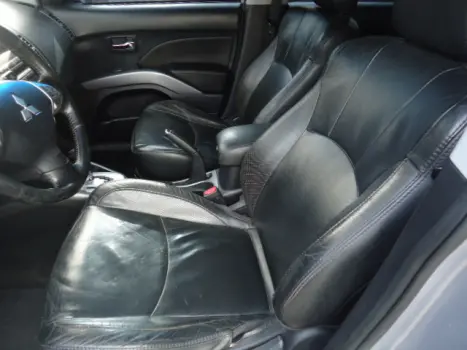 MITSUBISHI Outlander 2.4 16V 4P 4X4 AUTOMTICO, Foto 3