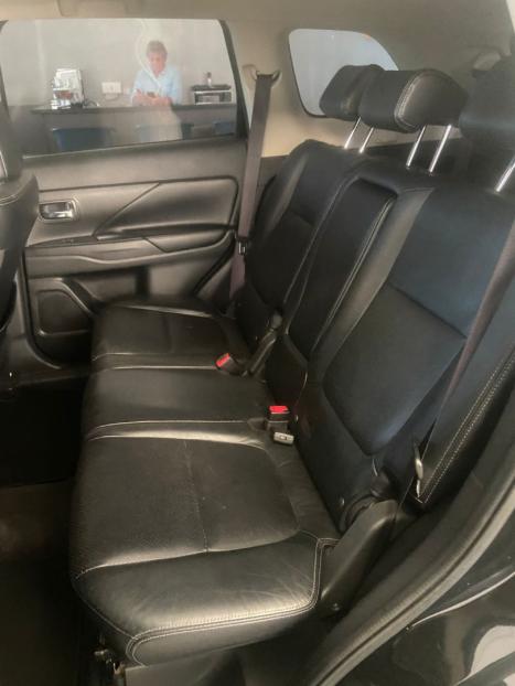 MITSUBISHI Outlander 2.2 16V 4P 4X4 DIESEL AUTOMTICO, Foto 8