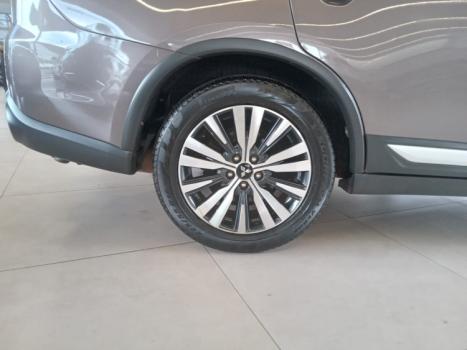MITSUBISHI Outlander 2.2 16V 4P 4X4 HPE-S AWD DIESEL AUTOMTICO, Foto 18