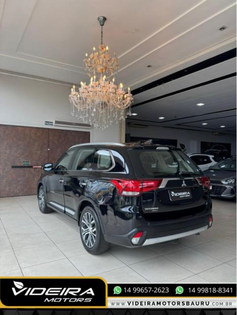 MITSUBISHI Outlander 2.2 16V 4P 4X4 DIESEL AUTOM�TICO, Foto 5