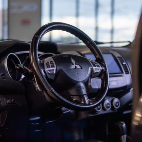 MITSUBISHI Outlander 2.0 16V 4P AUTOM�TICO, Foto 4