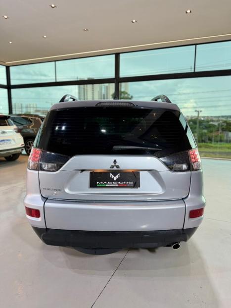 MITSUBISHI Outlander 2.0 16V 4P AUTOM�TICO, Foto 11