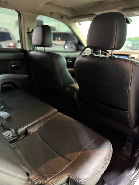 MITSUBISHI Outlander 2.0 16V 4P AUTOM�TICO, Foto 14