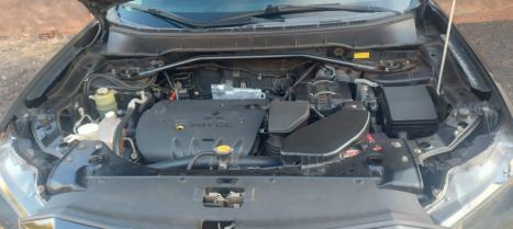 MITSUBISHI Outlander 2.4 16V 4P 4X4 AUTOM�TICO, Foto 3