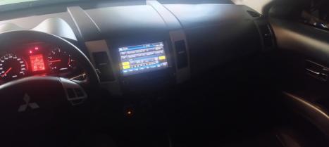 MITSUBISHI Outlander 2.4 16V 4P 4X4 AUTOM�TICO, Foto 4