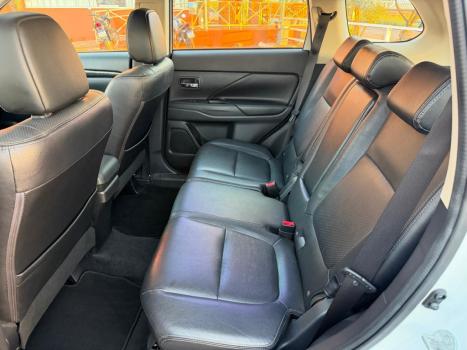 MITSUBISHI Outlander 2.0 16V 4P AUTOM�TICO, Foto 12