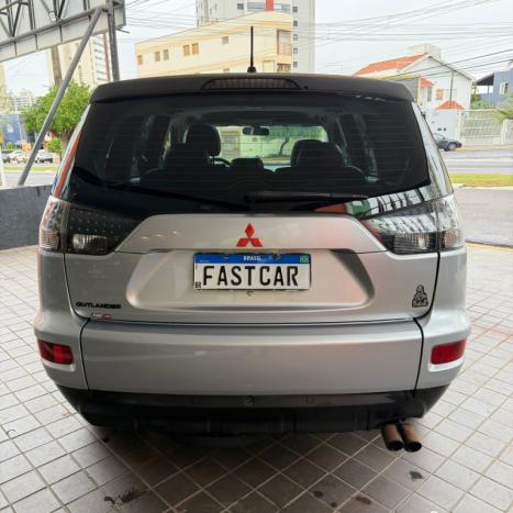 MITSUBISHI Outlander 2.4 16V 4P 4X4 AUTOM�TICO, Foto 5