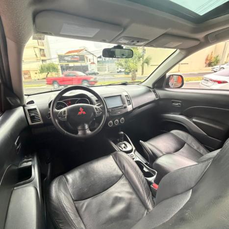 MITSUBISHI Outlander 2.4 16V 4P 4X4 AUTOM�TICO, Foto 10