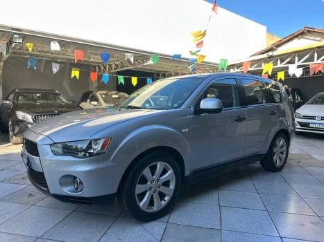 MITSUBISHI Outlander 2.4 16V 4P 4X4 AUTOM�TICO, Foto 3