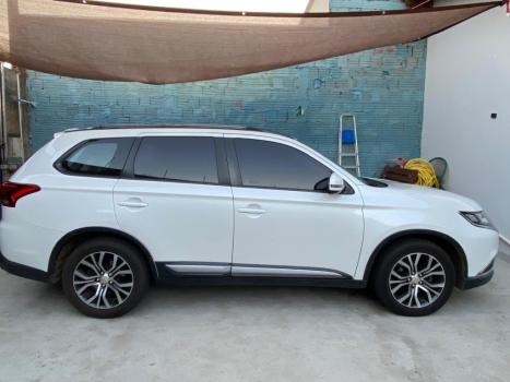 MITSUBISHI Outlander 2.0 16V 4P AUTOM�TICO, Foto 6