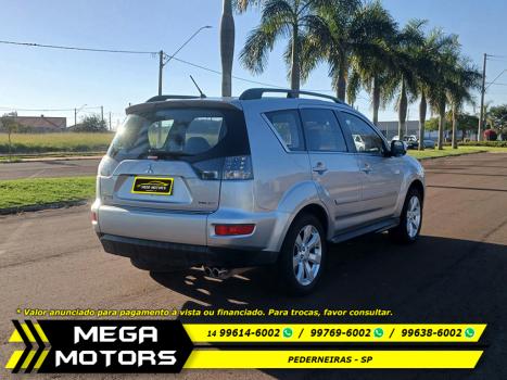 MITSUBISHI Outlander 3.0 V6 24V 4P 4X4 AUTOM�TICO, Foto 7