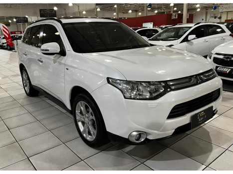 MITSUBISHI Outlander 3.0 V6 24V 4P GT 4X4 AUTOM�TICO, Foto 1