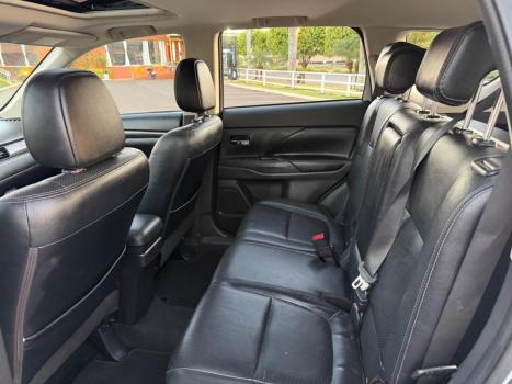 MITSUBISHI Outlander 2.0 16V 4P HPE AUTOMÁTICO, Foto 9