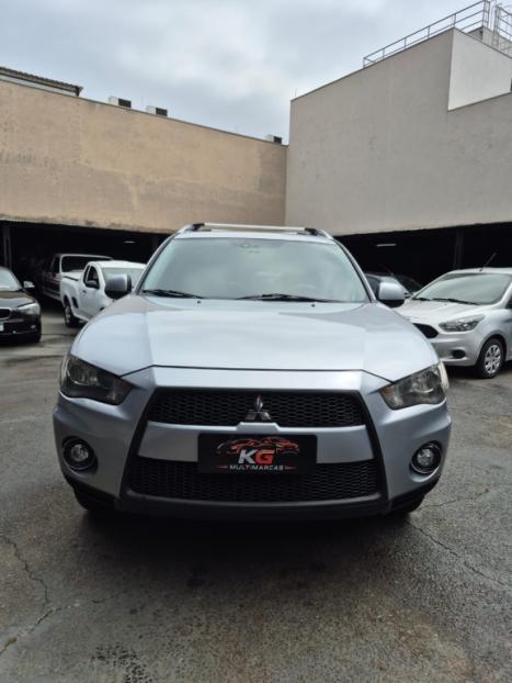 MITSUBISHI Outlander 3.0 V6 24V 4P GT 4X4 AUTOM�TICO, Foto 3