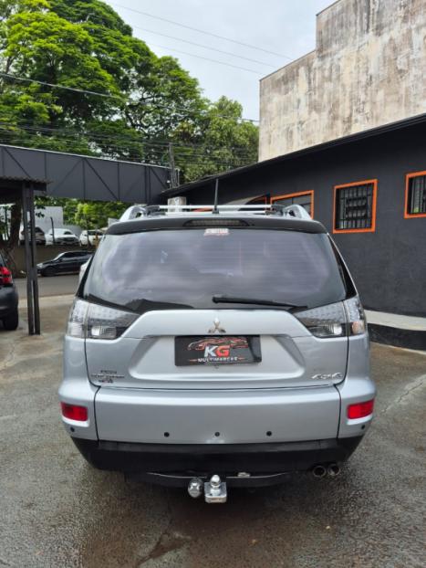 MITSUBISHI Outlander 3.0 V6 24V 4P GT 4X4 AUTOM�TICO, Foto 5