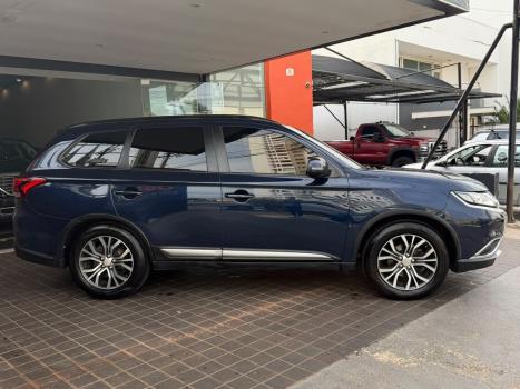 MITSUBISHI Outlander 2.0 16V 4P AUTOMÁTICO, Foto 3