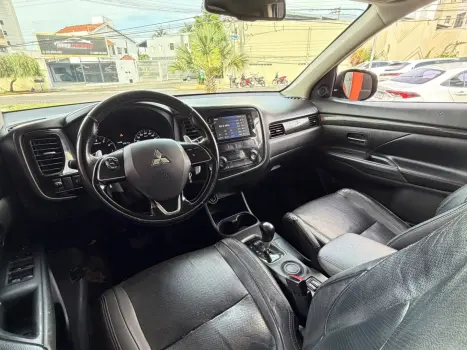 MITSUBISHI Outlander 2.0 16V 4P AUTOMÁTICO, Foto 12