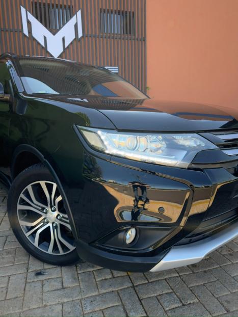 MITSUBISHI Outlander 2.0 16V 4P AUTOMÁTICO, Foto 2