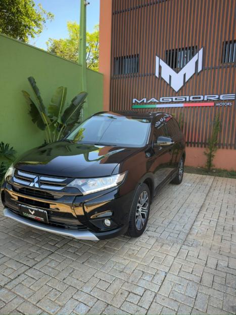MITSUBISHI Outlander 2.0 16V 4P AUTOMÁTICO, Foto 4