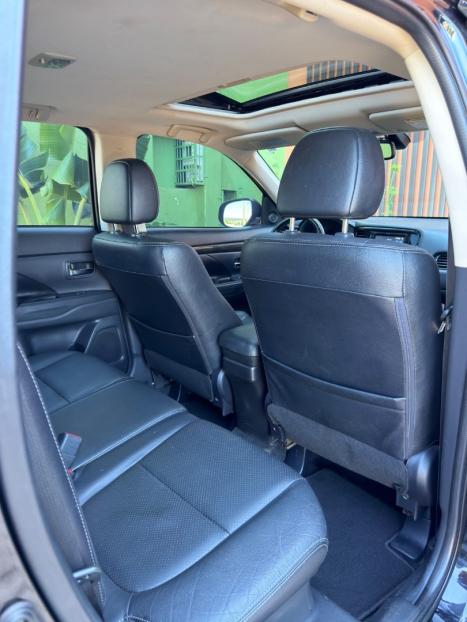 MITSUBISHI Outlander 2.0 16V 4P AUTOMÁTICO, Foto 13