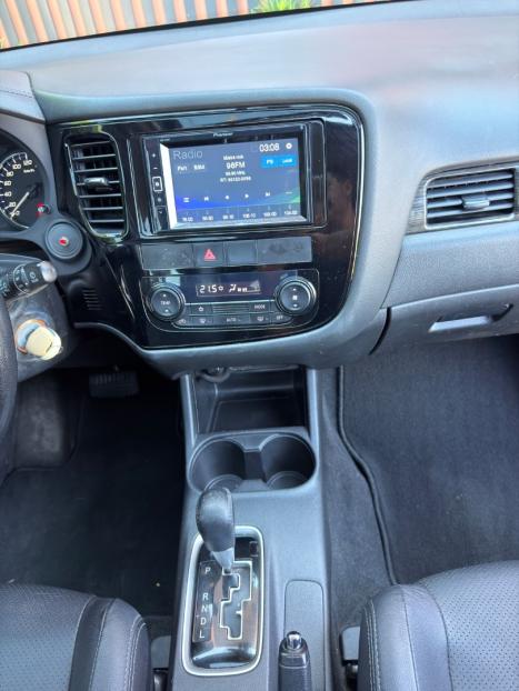 MITSUBISHI Outlander 2.0 16V 4P AUTOMÁTICO, Foto 14